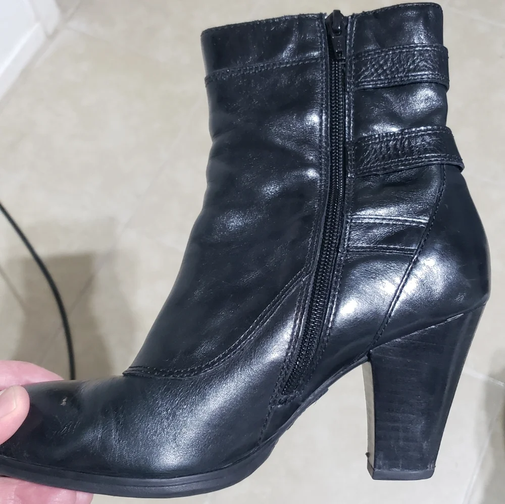 Born Vivi Ankle Heeled Boots Size 8 Women,black Detail Buckles Zipper,moto Goth - Picture 2 of 4